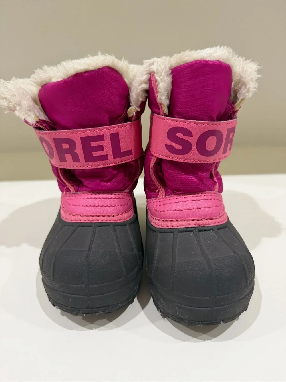 Sorel Kids' Pink and Magenta Winter Boots